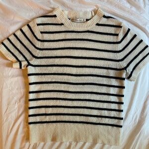 Abercrombie & Fitch Crew Sweater Tee